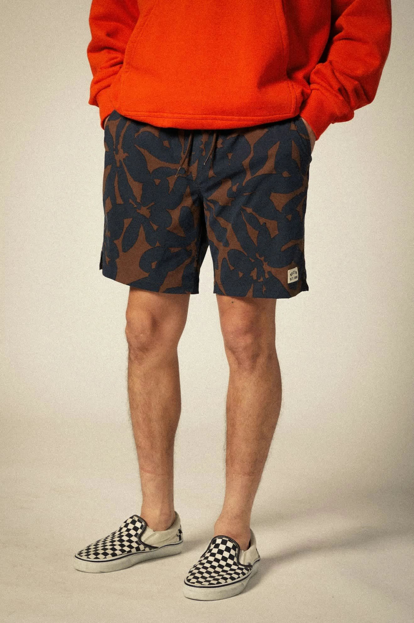 Everyday Stretch Hybrid Short 5.5 - Pinecone Brown Floral