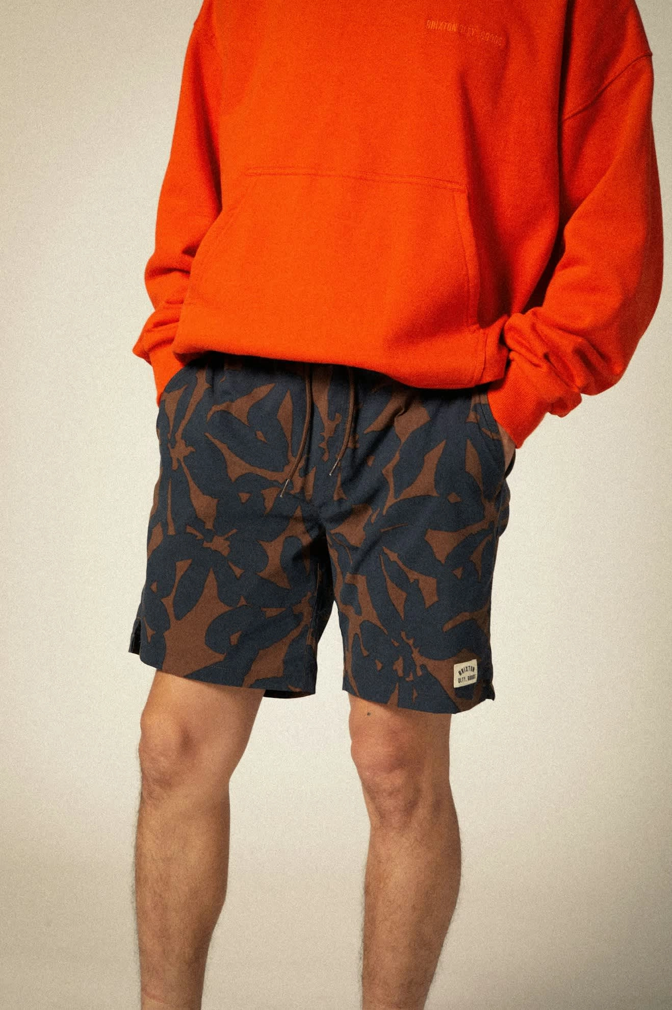Everyday Stretch Hybrid Short 5.5 - Pinecone Brown Floral
