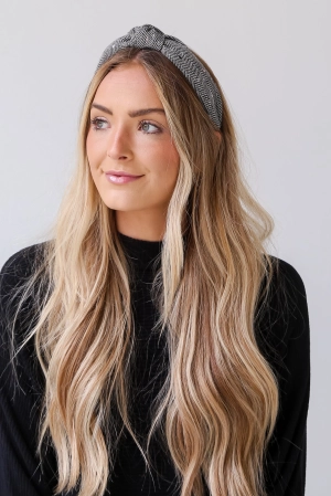 FINAL SALE - Darling Poise Knotted Headband