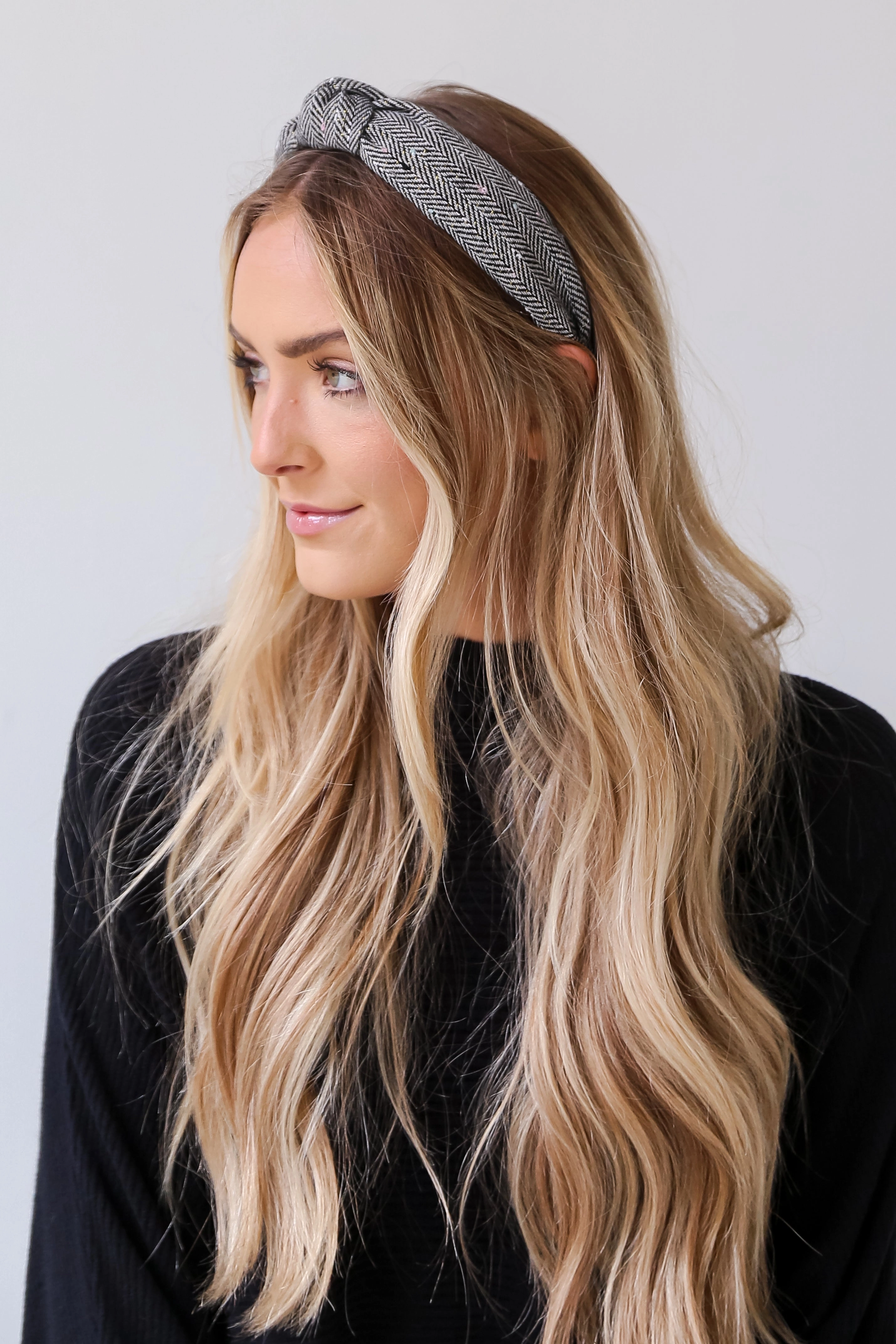 FINAL SALE - Darling Poise Knotted Headband