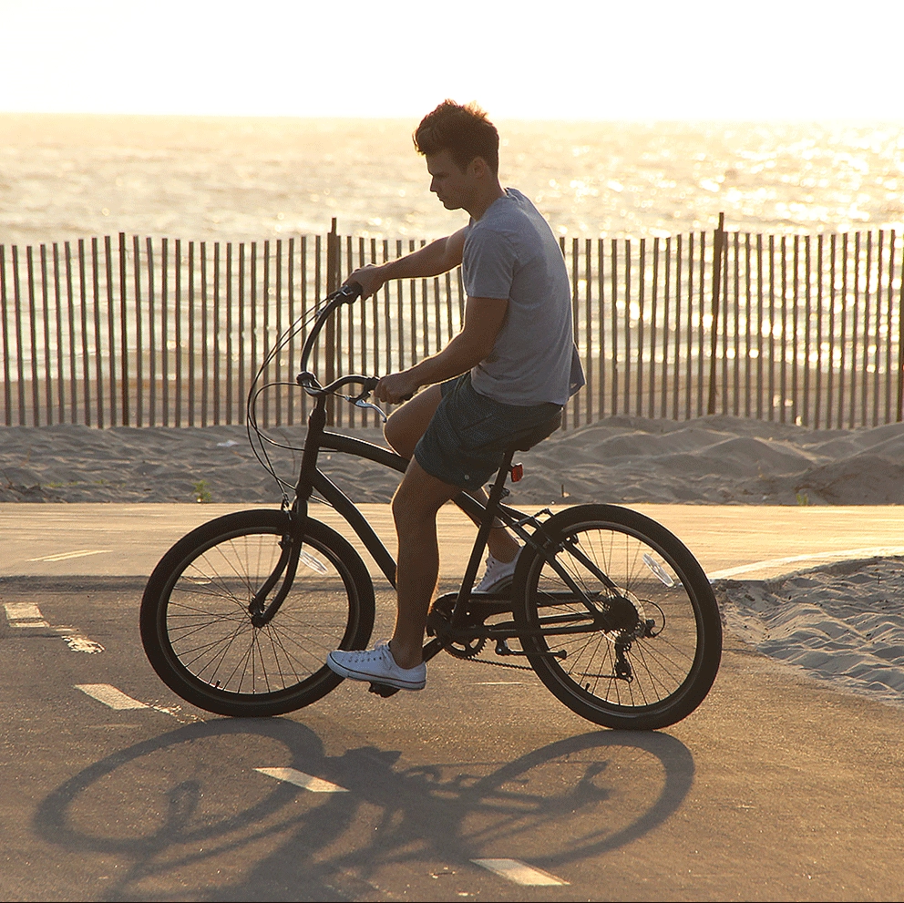 sixthreezero EVRYjourney Men's Casual Edition 7-Speed w/ Integrated Cable Lock, Light and Basket