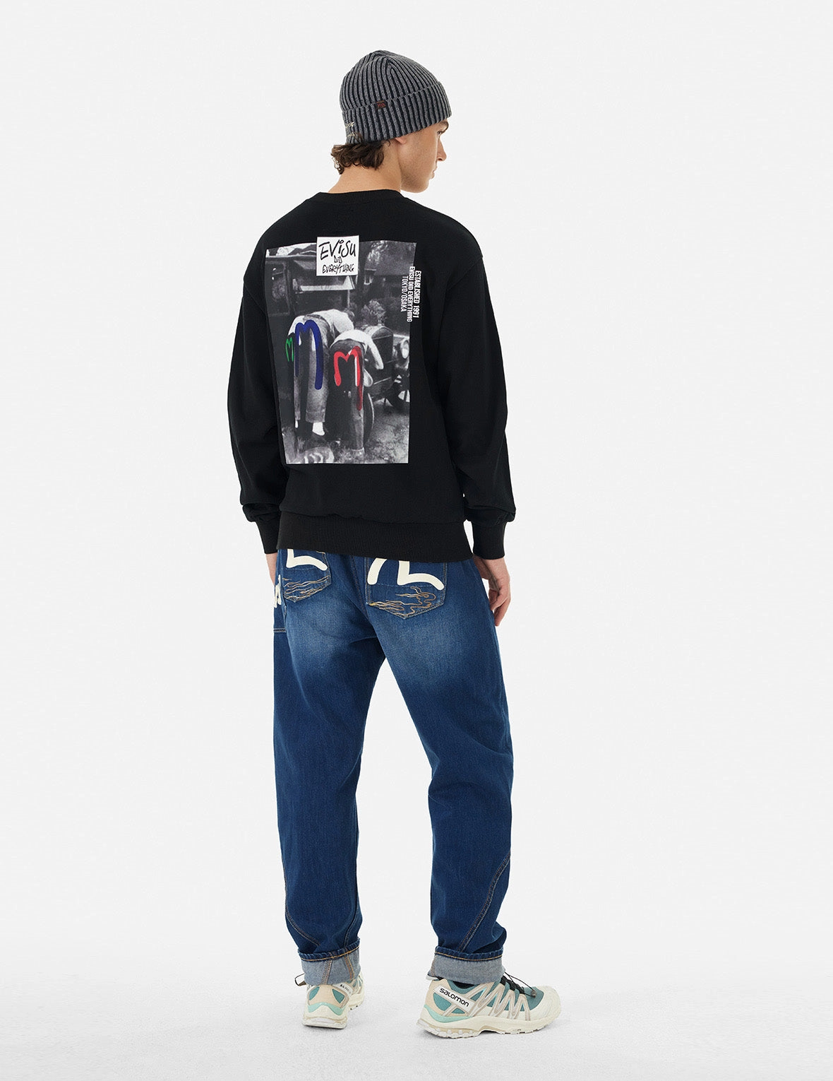 Slogan and Photo Print Relax Fit Sweatshirt