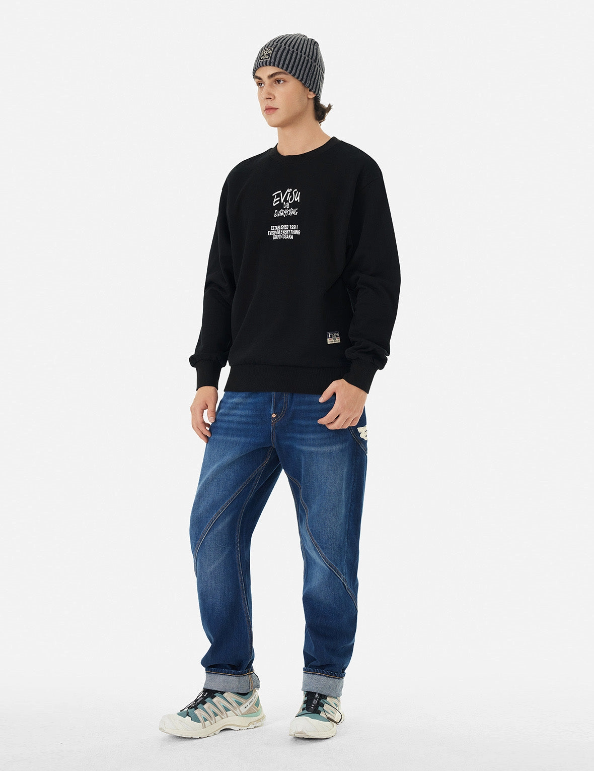 Slogan and Photo Print Relax Fit Sweatshirt
