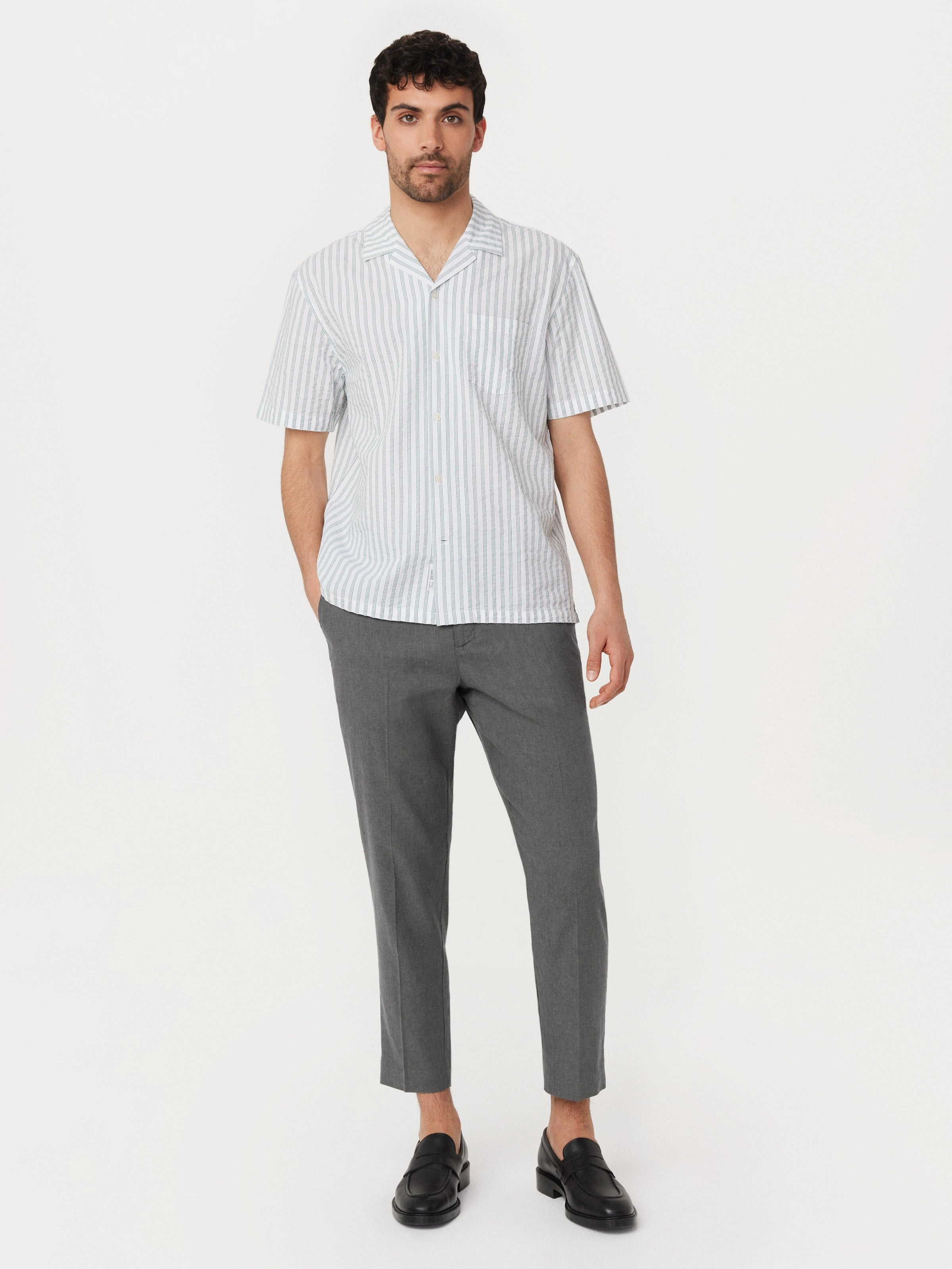 The Seersucker Camp Collar Shirt in Evergreen