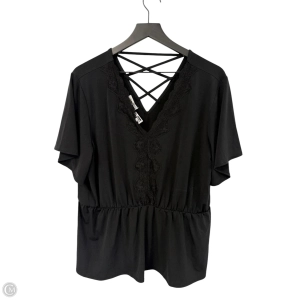 Top Short Sleeve By Maurices In Black, Size: Xl