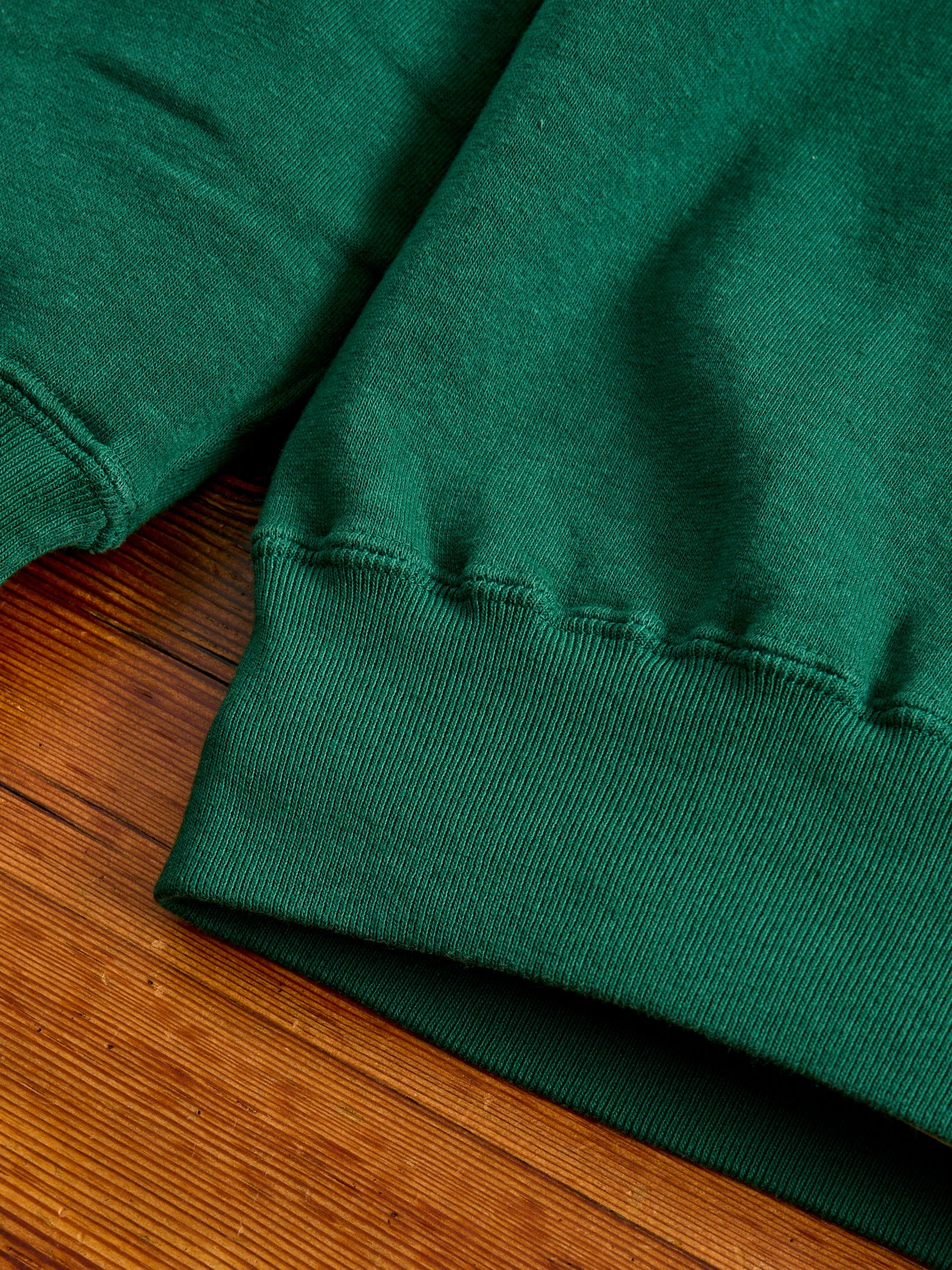 Tsuriami Loopwheel Sweatshirt in Green