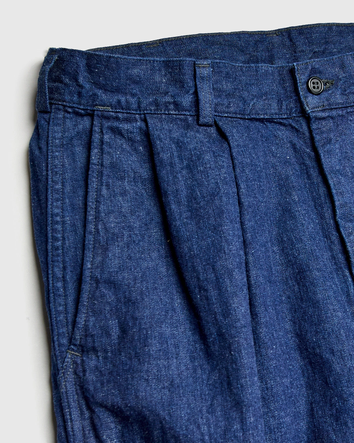 Two Tuck Denim Wide Trousers in Rinsed Indigo