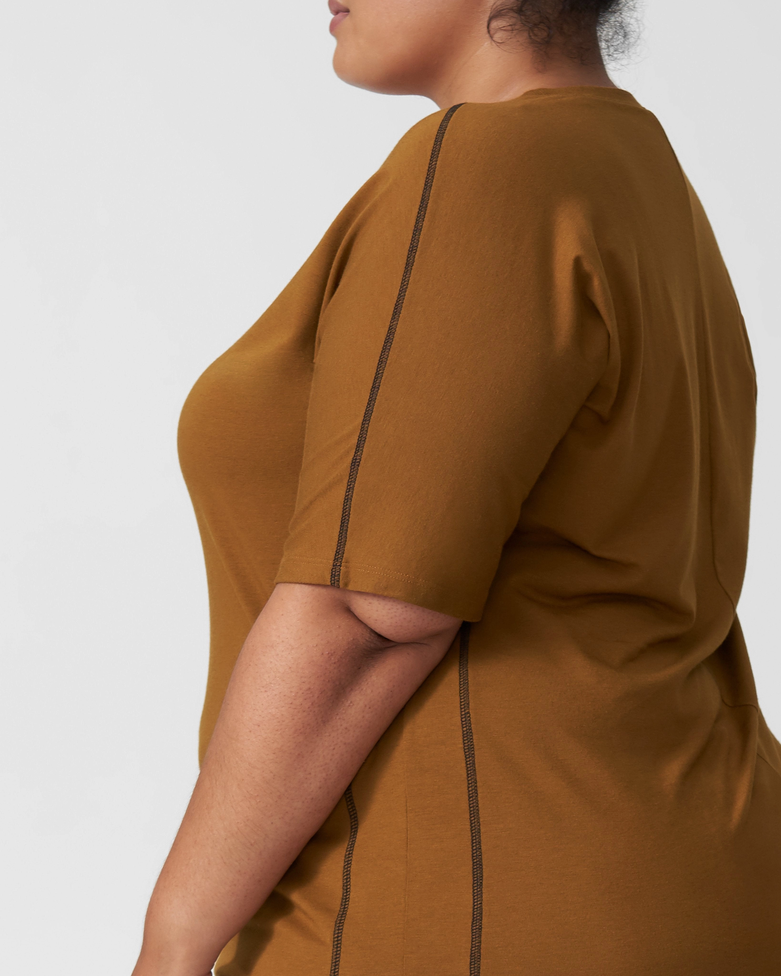 Venencia Short Sleeve Contrast Stitch Top - Caramel