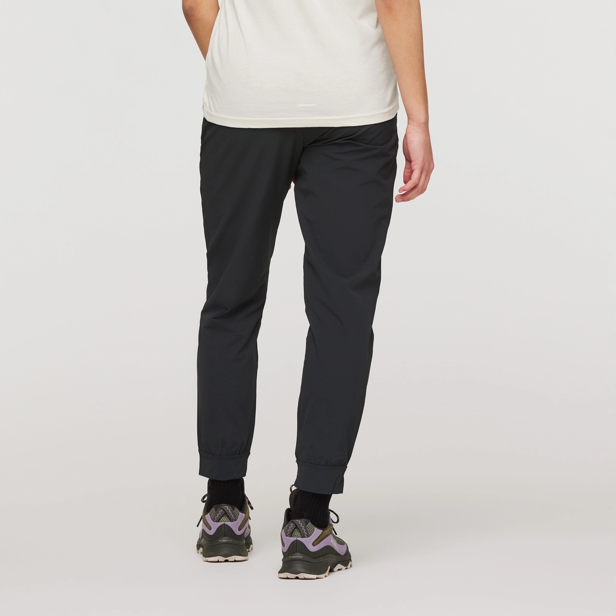 Veza Adventure Jogger - Women's