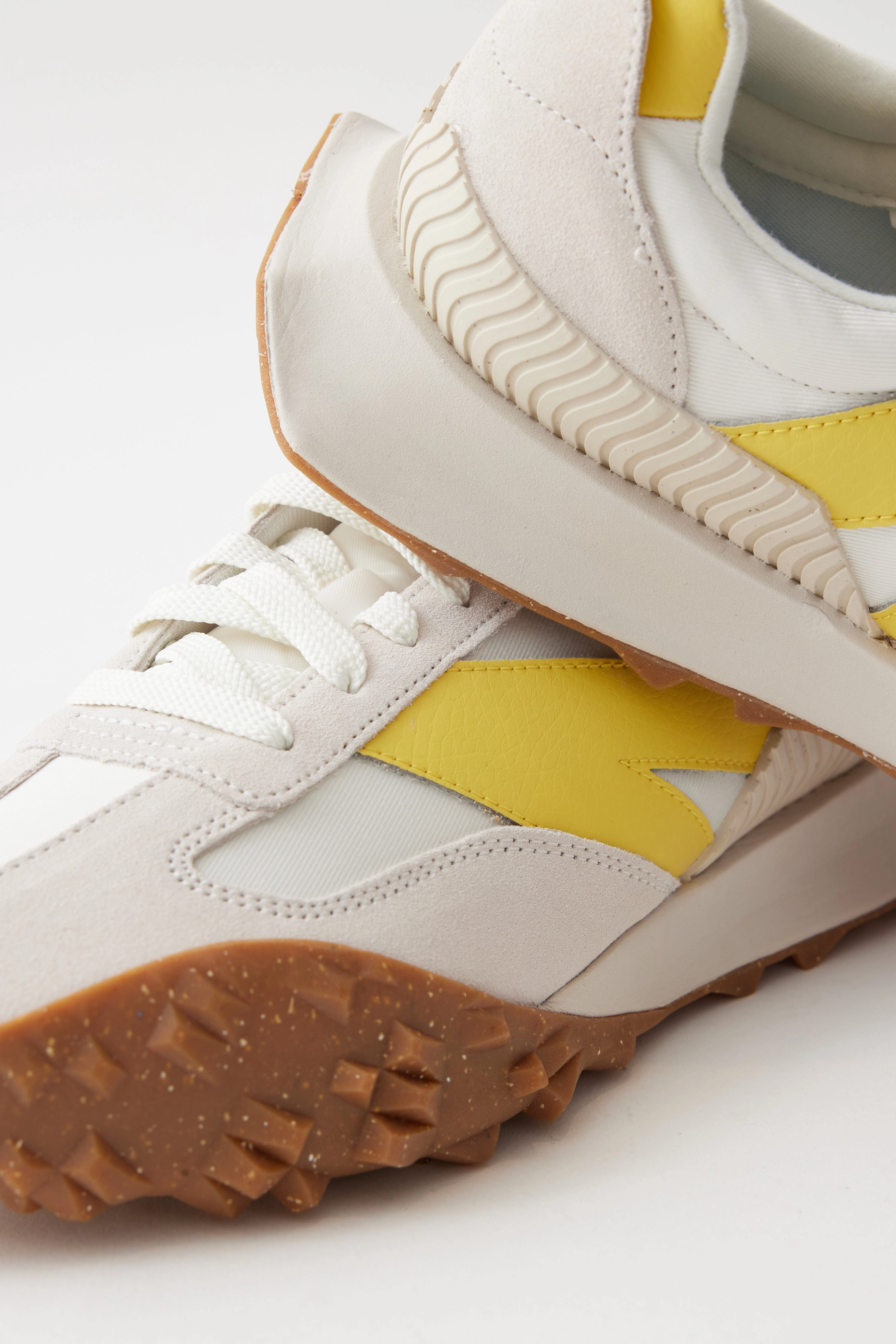 XC72 Sneakers