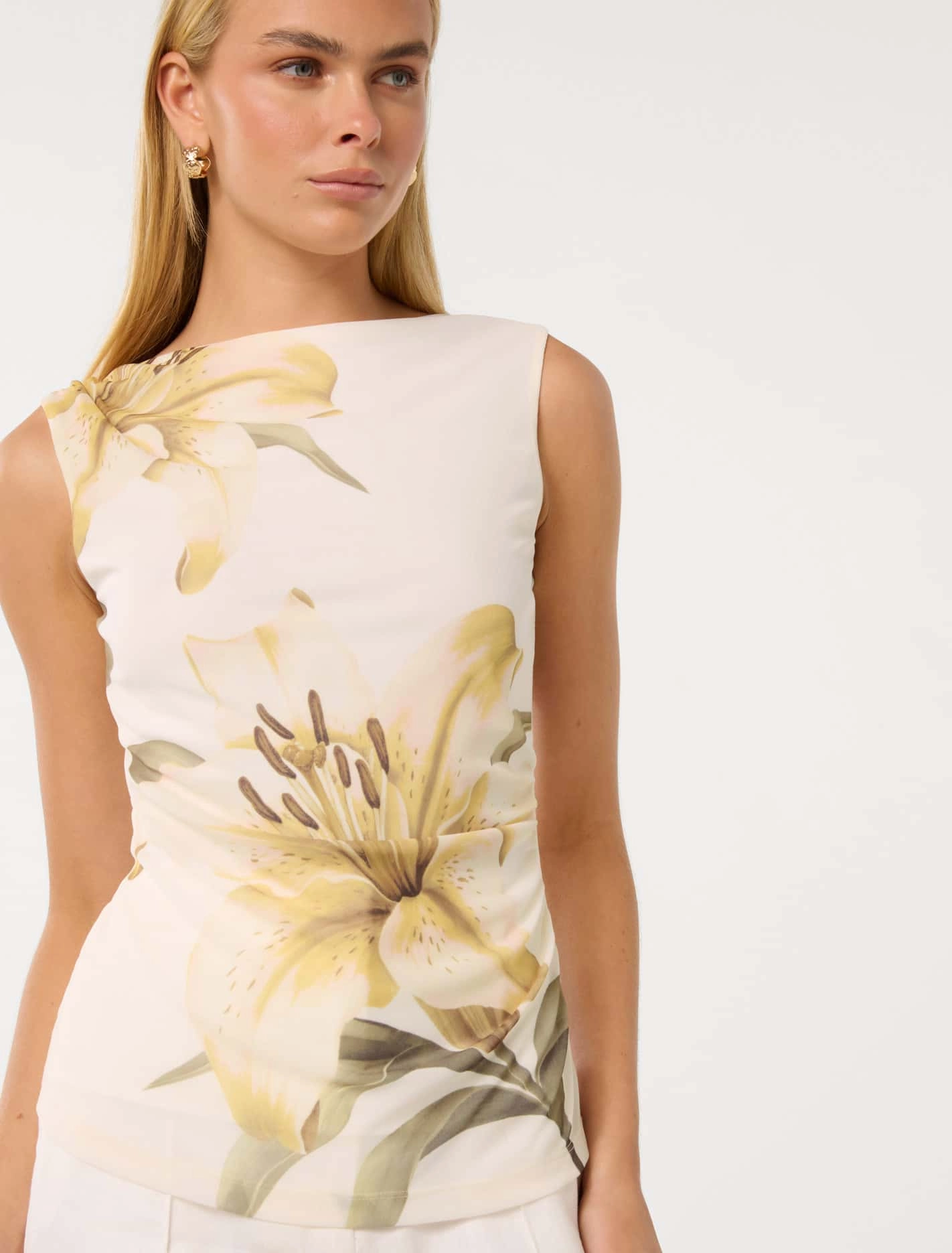 Zora Ruched Mesh Printed Top